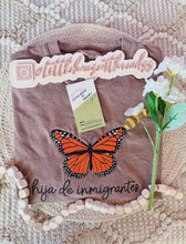 Load image into Gallery viewer, Hija De Inmigrantes Short Sleeve