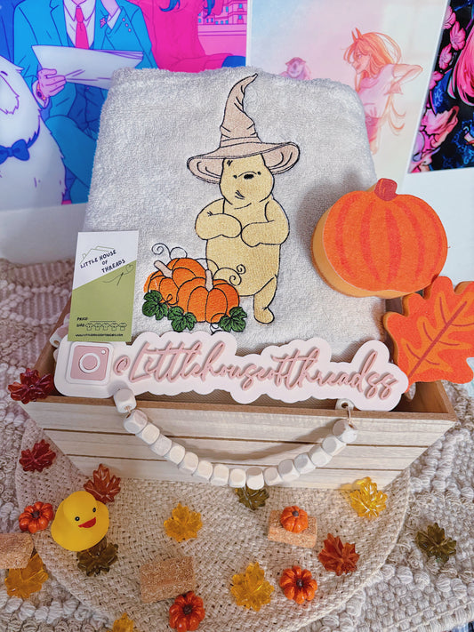 Pooh Pumpkin Towel